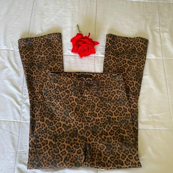 7 for all Mankind coated leopard bootcut denim - Picture 2 of 13